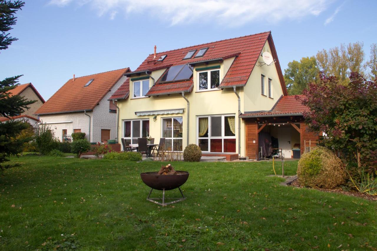 Ferienhaus Bogsi Müllrose Exterior foto